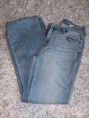 Light Blue Jeans - High Rise Flare